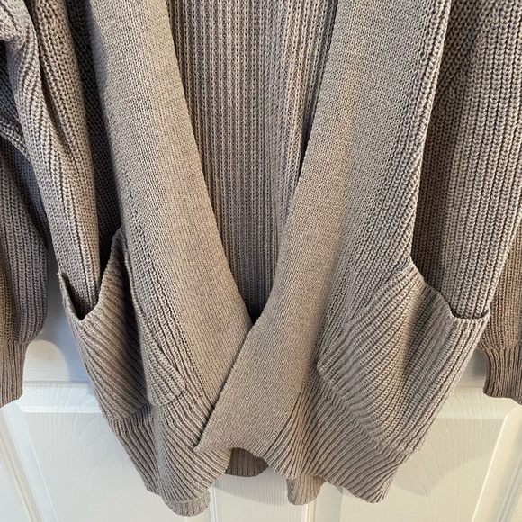 Universal Thread Long Cardigan NWT - Picture 5 of 8